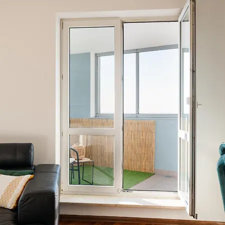 Bemowo Narwik Malachite Apartment